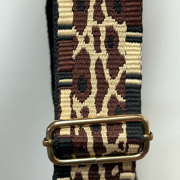 Kenzie Creme Pebbled Leather Double Zip Guitar Strap Crossbody Approx 8x4.5 x 3 - Picture 7 of 17